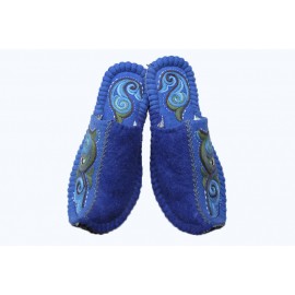 blue-felt-slippers