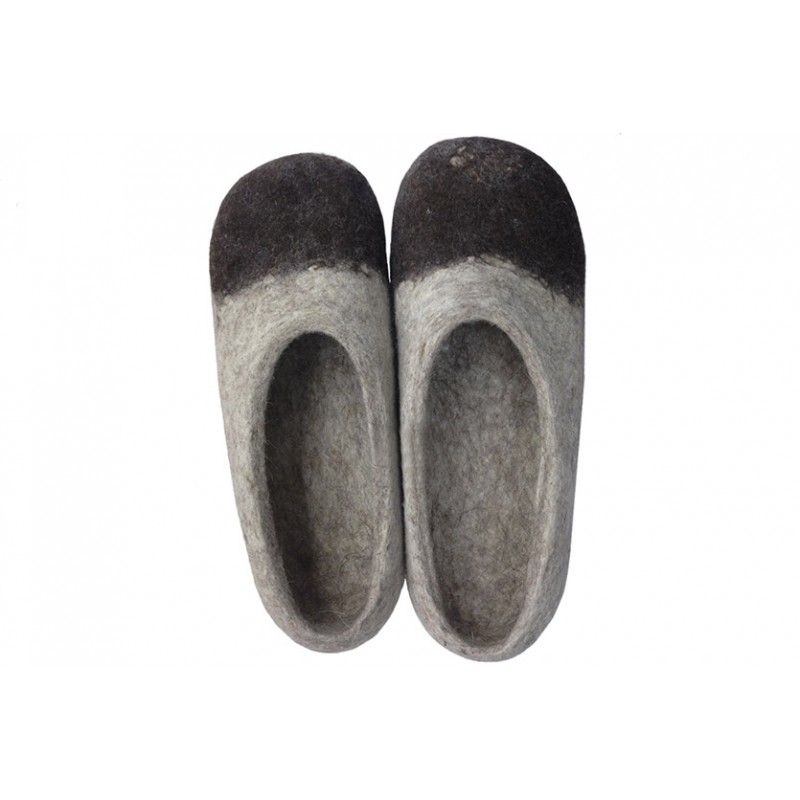 brown-point-slippers