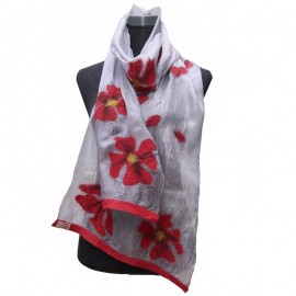 red-daisy-scarf